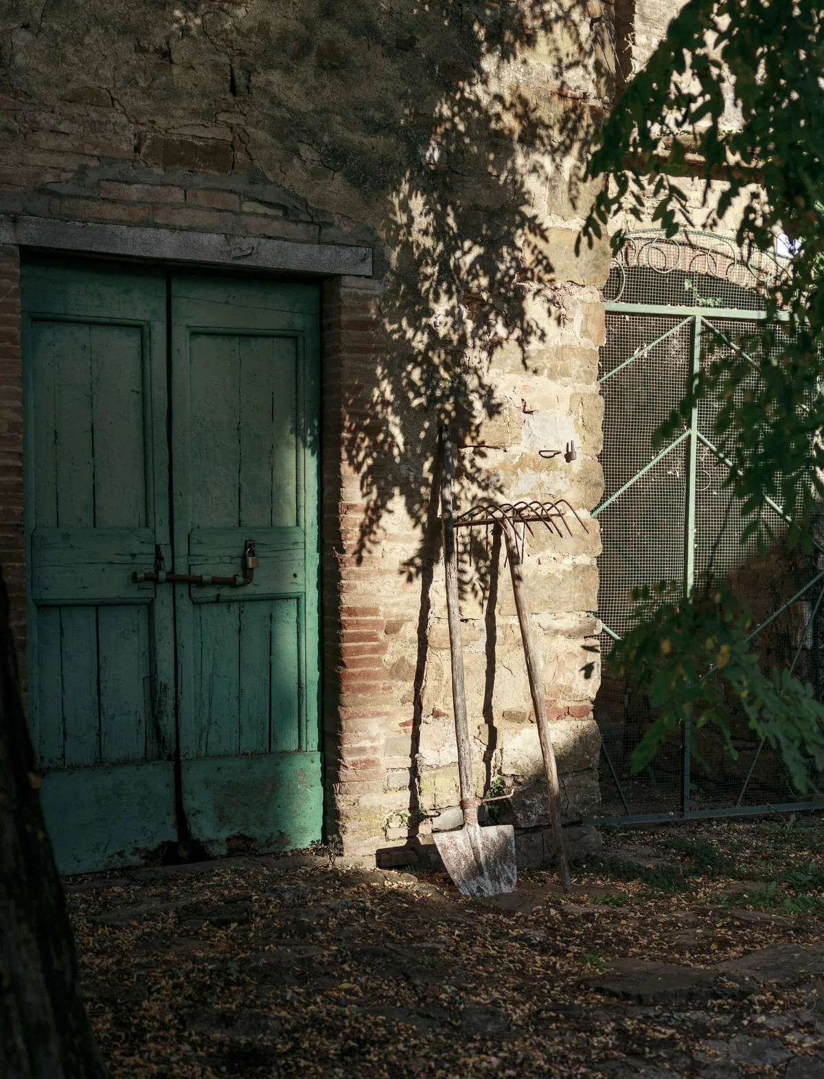 Borgo situato in Chianti Classico luogo vocato alla produzione artigianale di vino